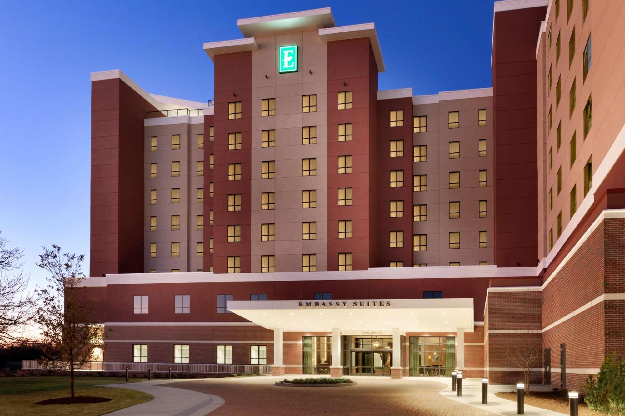 Embassy Suites By Hilton Wilmington Riverfront Exterior foto